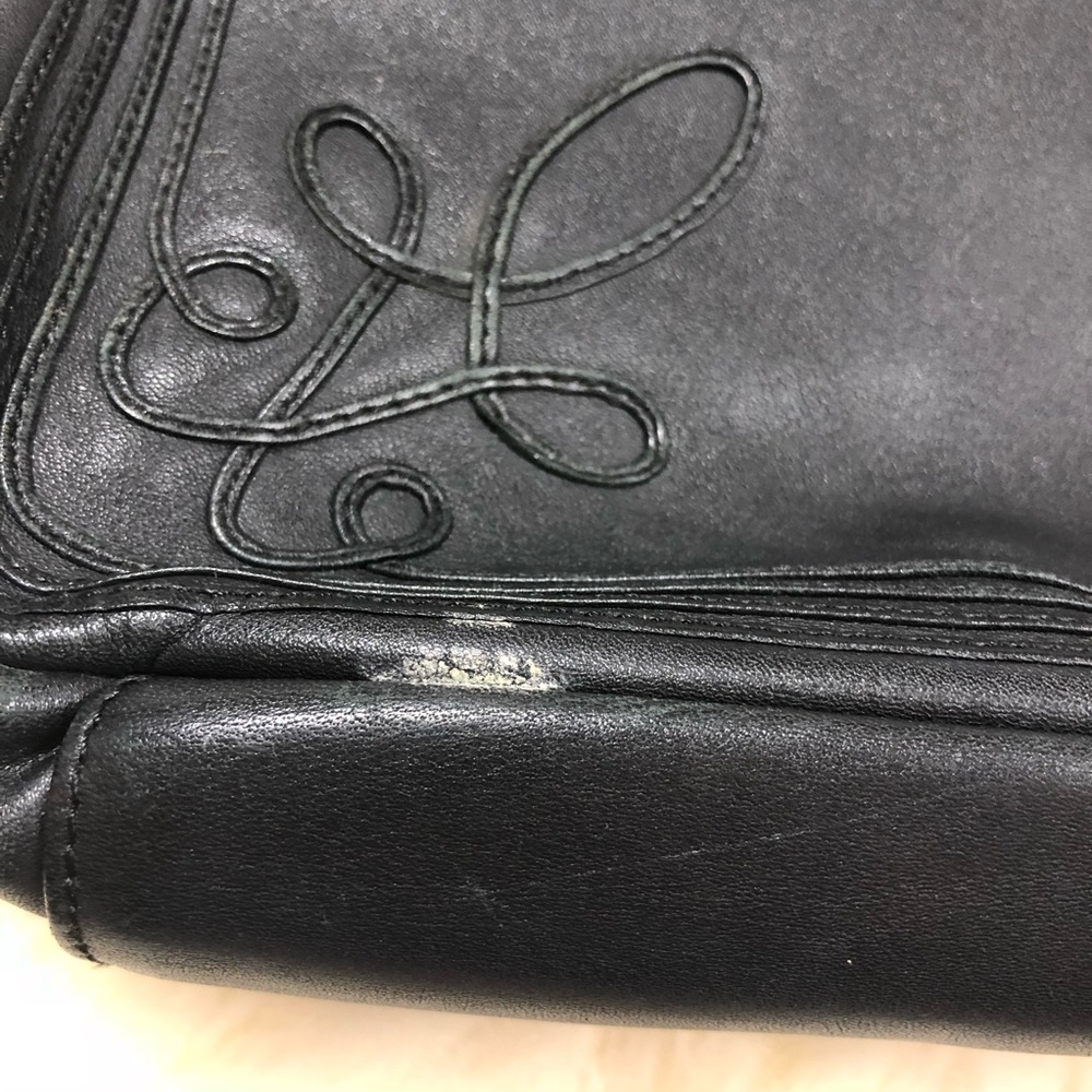 •Black Bill Blass Purse• - Picture 4 of 8